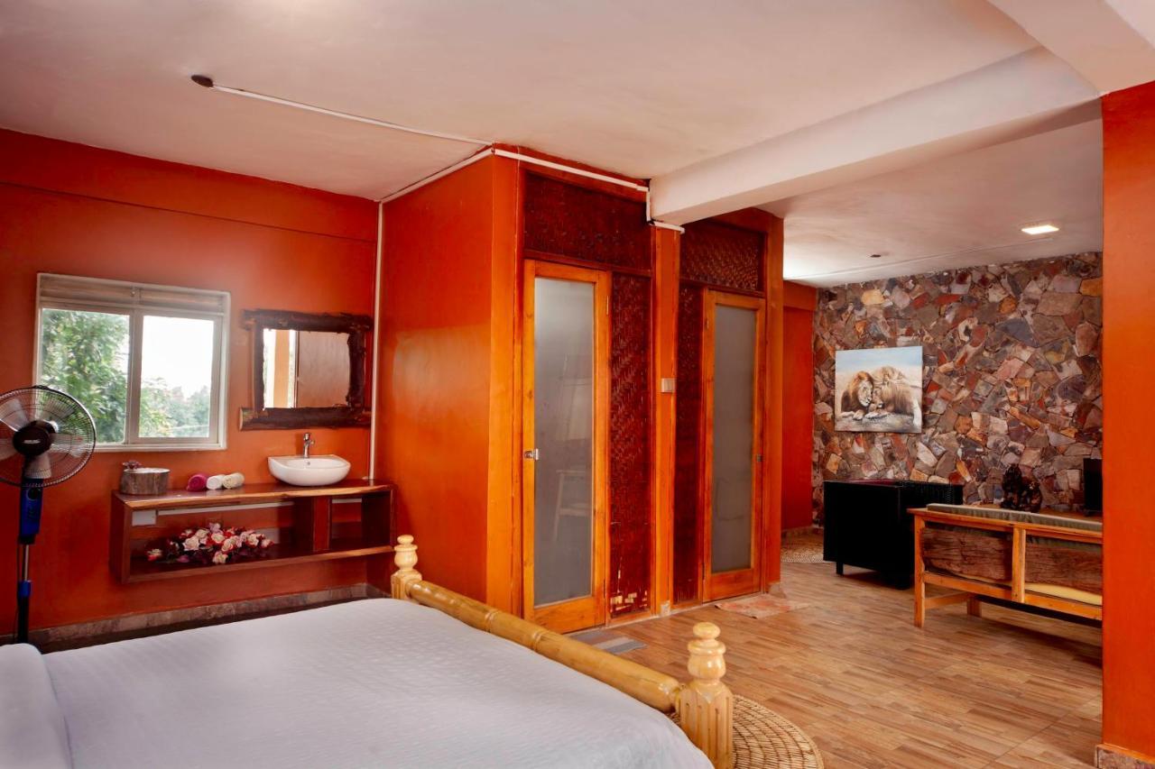 African Tribe Hotel Kampala Exterior foto