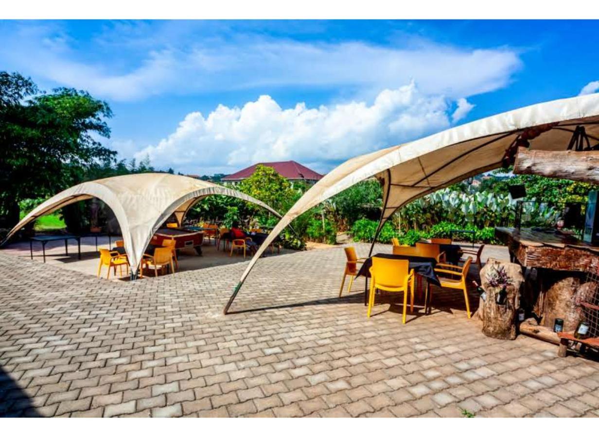 African Tribe Hotel Kampala Exterior foto
