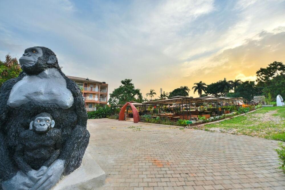 African Tribe Hotel Kampala Exterior foto